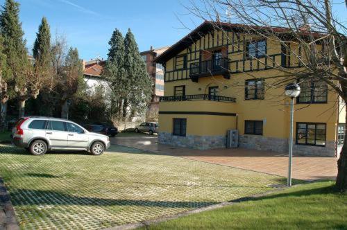 אמוריו Hotel Restaurante Aldama מראה חיצוני תמונה